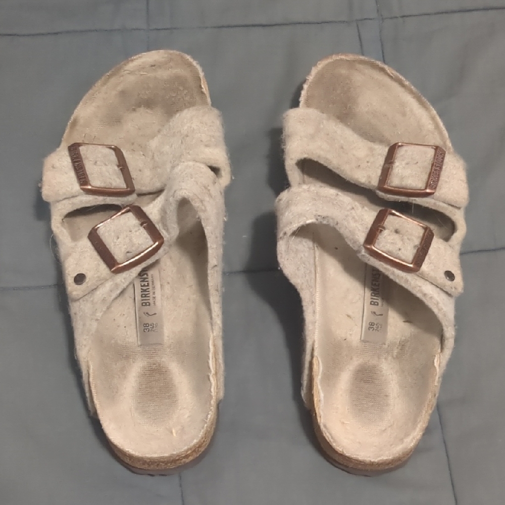Birkenstock Arizona Women's Cream Sandals